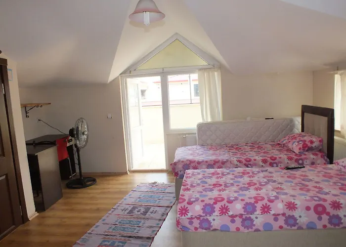 Lejlighedshotel Menekse 1 2*