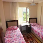Aparthotel Menekse 1